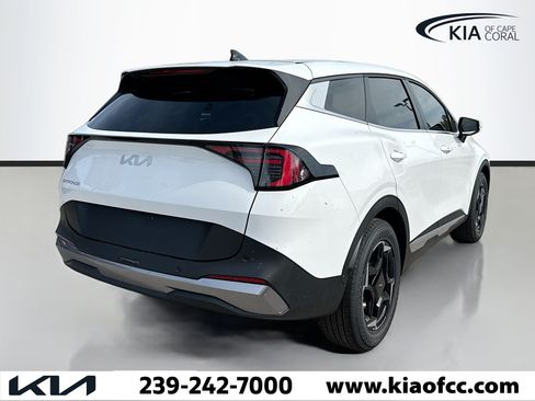 New 2026 Kia Sportage EX FWD image 5