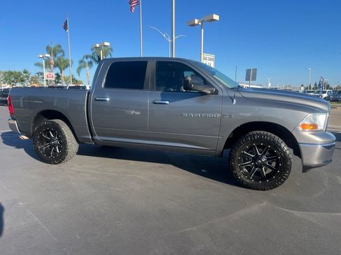 Used 2011 RAM 1500 Classic SLT w/ Luxury Group AWD/4WD image 9