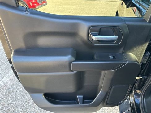 Used 2022 Chevrolet Silverado 1500 Custom image 31