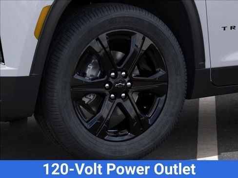 New 2027 Chevrolet Traverse LT w/ Midnight/Sport Edition FWD image 11
