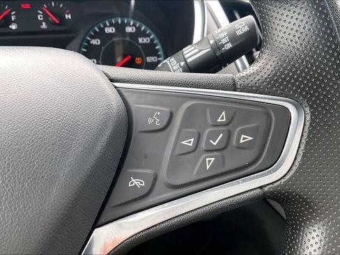 Used 2024 Chevrolet Equinox LS image 15