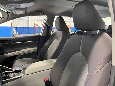 Used 2023 Toyota Camry LE image 23