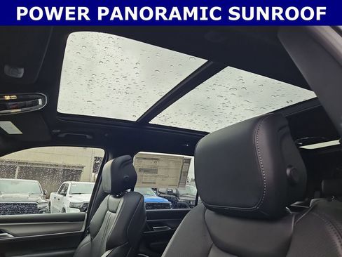 New 2026 Jeep Grand Wagoneer L Limited AWD/4WD image 2
