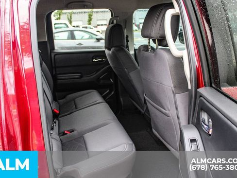 Used 2025 Nissan Frontier SV RWD image 18