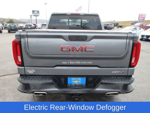 Certified 2020 GMC Sierra 1500 AT4 w/ AT4 Premium Package image 4