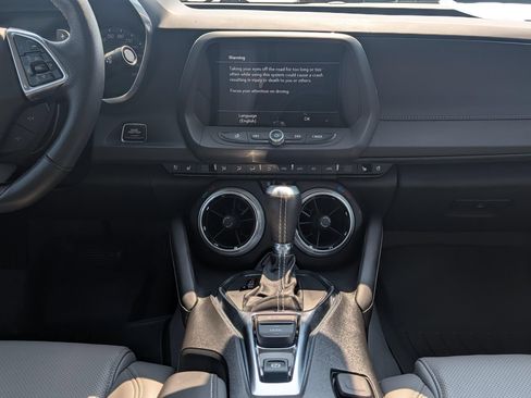 Used 2022 Chevrolet Camaro SS RWD image 8