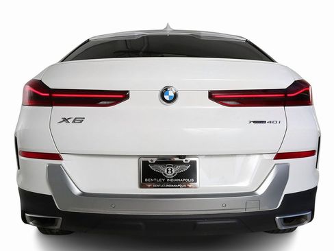 Used 2023 BMW X6 xDrive40i w/ Premium Package image 9