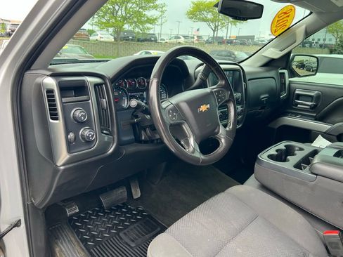 Used 2018 Chevrolet Silverado 1500 LT w/ All Star Edition AWD/4WD image 17