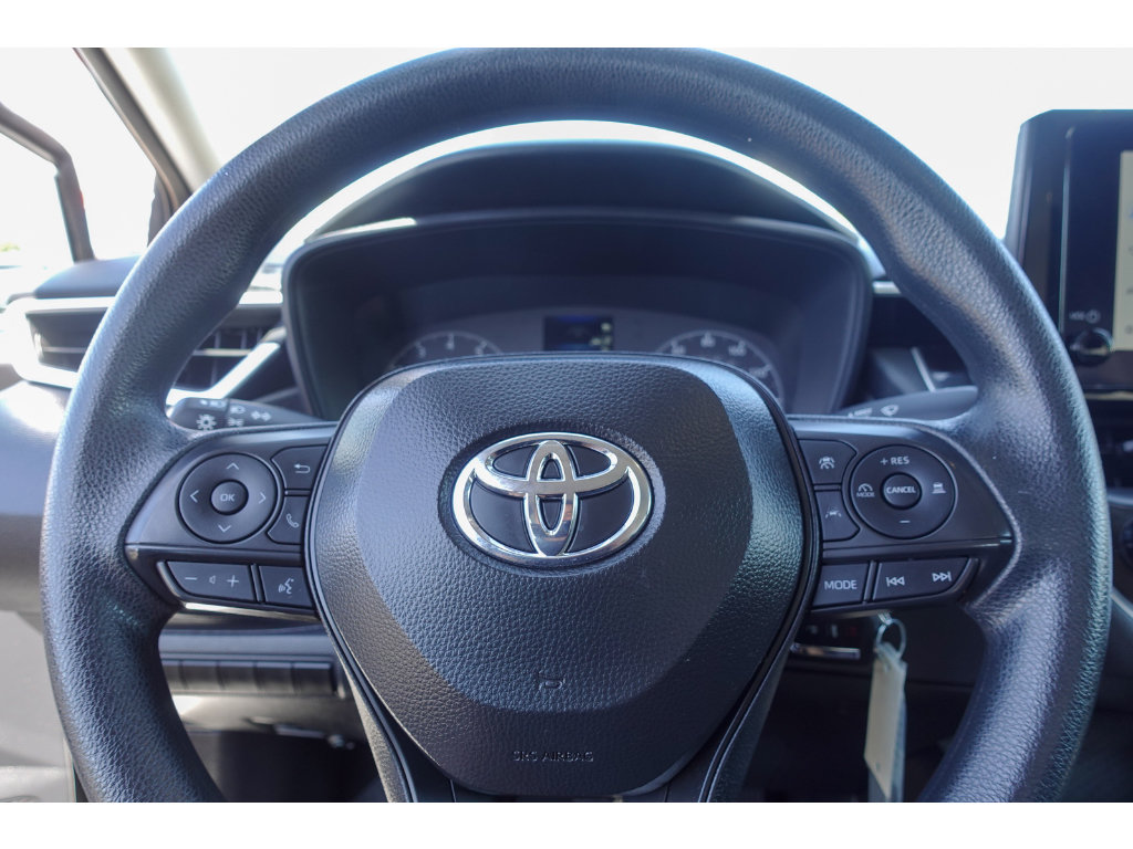 Certified 2025 Toyota Corolla LE FWD image 12