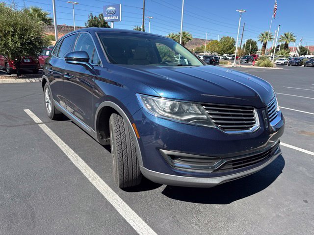 Used 2017 Lincoln MKX Select w/ Select Plus Package FWD image 2