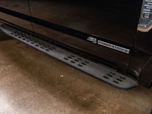 Used 2022 Ford F250 Lariat w/ Tremor Off-Road Package image 12