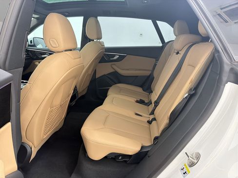 Used 2023 Audi Q8 Premium Plus AWD/4WD image 14