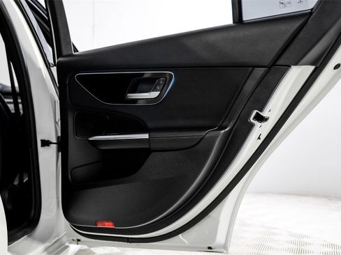 Used 2022 Mercedes-Benz C 300 C 300 image 47