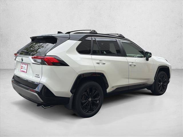 Used 2022 Toyota RAV4 XSE AWD/4WD image 5
