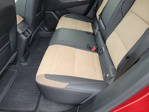 Used 2025 Chevrolet Equinox ACTIV w/ LPO, Floor Liner Package AWD/4WD image 10