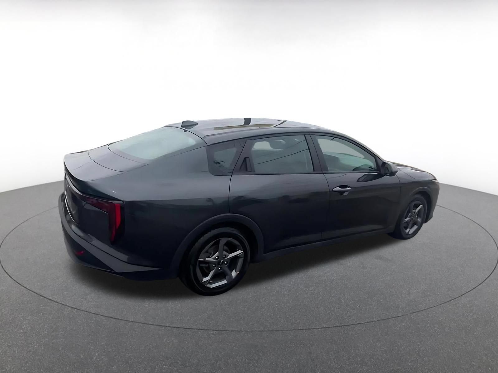 Used 2025 Kia K4 FWD image 13