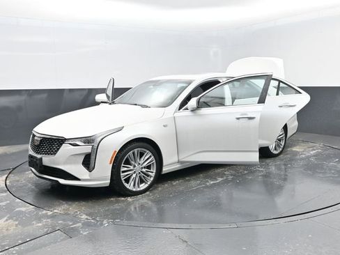 Used 2021 Cadillac CT4 Premium Luxury image 32