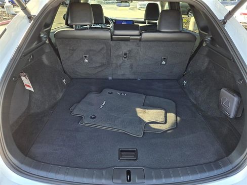 Used 2023 Lexus RX 350 Premium image 27