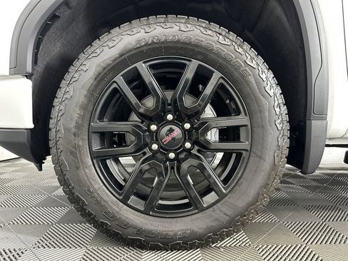 New 2025 GMC Sierra 1500 Elevation w/ Elevation Premium Package image 9