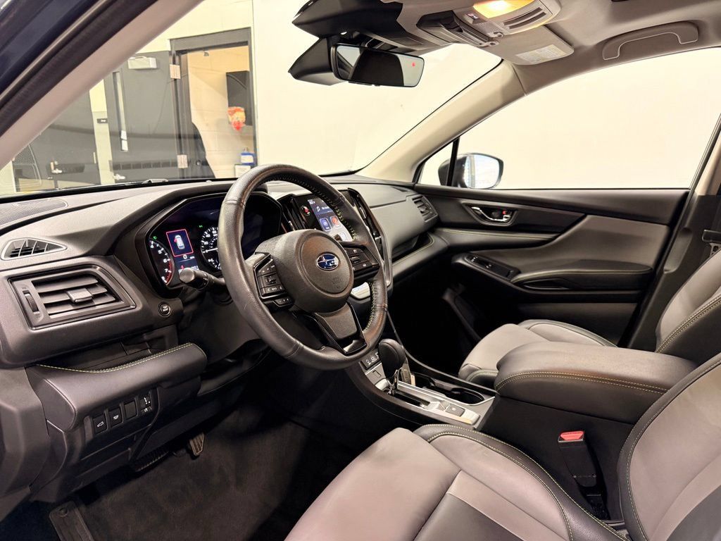 Used 2024 Subaru Ascent Onyx Edition w/ Popular Package Onyx AWD/4WD image 11