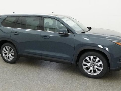 New 2026 Toyota Grand Highlander Limited AWD/4WD image 12