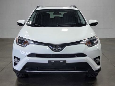 Used 2017 Toyota RAV4 XLE AWD/4WD image 3