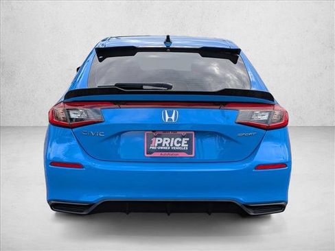 Used 2025 Honda Civic Sport image 7
