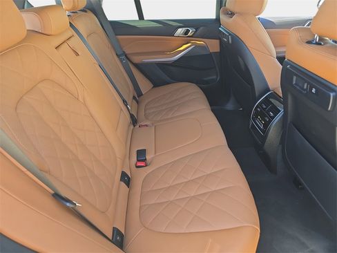Used 2023 BMW X5 xDrive40i w/ Premium Package image 13