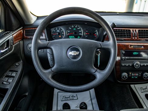 Used 2008 Chevrolet Impala LT image 29