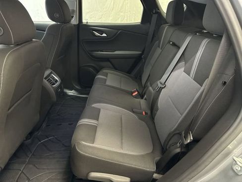 Certified 2025 Chevrolet Blazer LT w/ Convenience Package FWD image 12