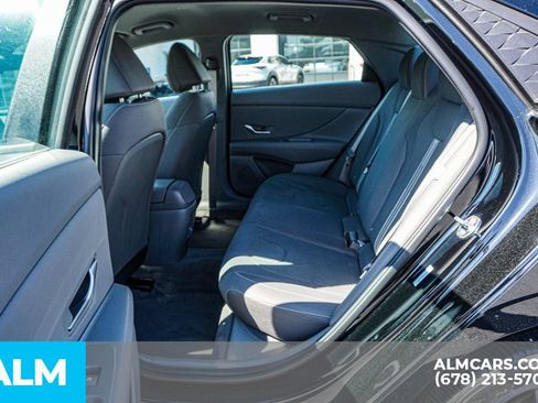 Used 2025 Hyundai Elantra Sport image 21