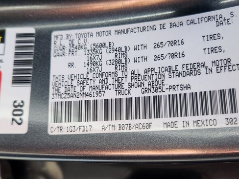 Used 2022 Toyota Tacoma TRD Off-Road w/ Technology Package image 22