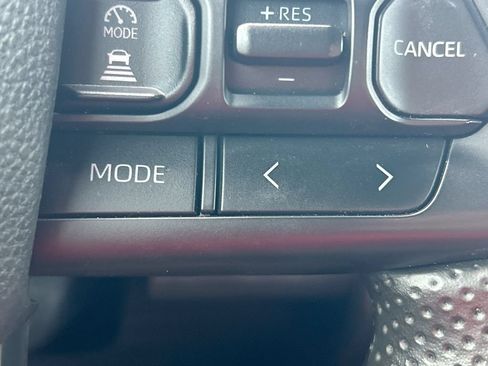 Used 2025 Toyota Tacoma SR5 RWD image 17