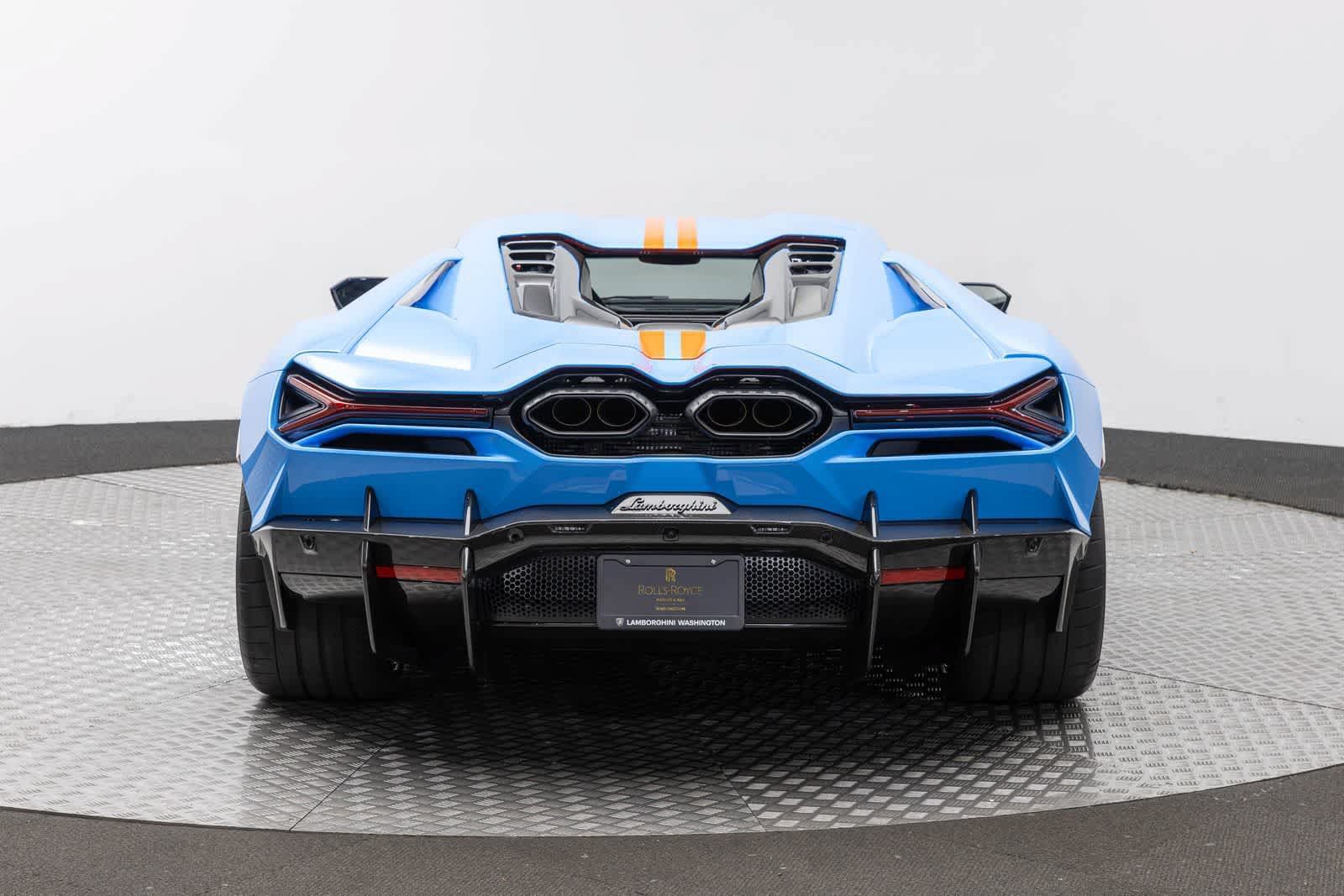 Used 2024 Lamborghini Revuelto AWD/4WD image 5