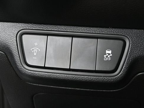 Used 2024 Kia Forte LX FWD image 12