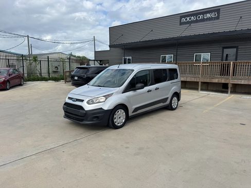 Used 2017 Ford Transit Connect XL image 1