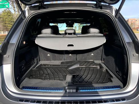 Used 2024 Mercedes-Benz GLE 350 4MATIC image 33