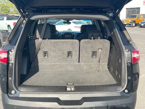 Used 2019 Chevrolet Traverse LT AWD/4WD image 17