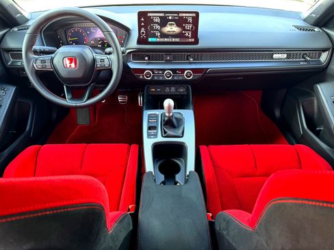 Used 2025 Honda Civic Type R image 28