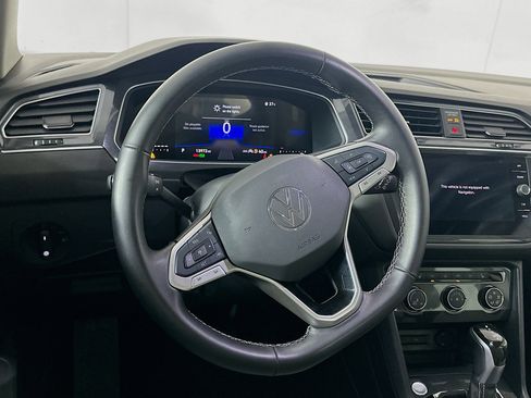Used 2024 Volkswagen Tiguan S image 18