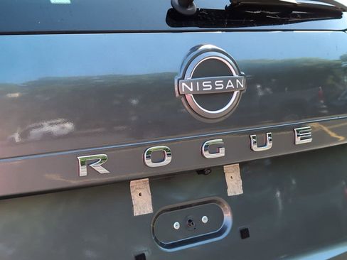 Used 2023 Nissan Rogue S FWD image 32