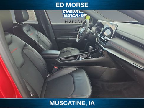 Used 2025 Jeep Compass Trailhawk AWD/4WD image 16