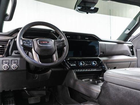 Used 2024 GMC Sierra 3500 AT4 w/ AT4 Premium Plus Package image 28