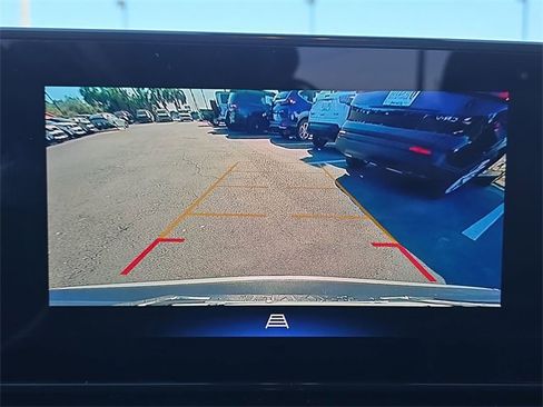 Used 2025 Chevrolet TrailBlazer LT image 25