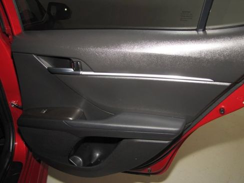 Used 2023 Toyota Camry SE FWD image 19