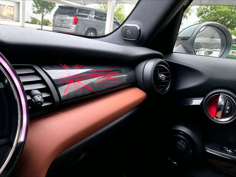 Used 2019 MINI Cooper S FWD image 29