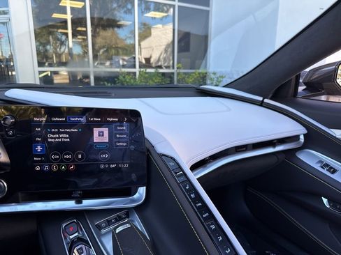 Used 2022 Chevrolet Corvette Stingray Premium Conv image 85