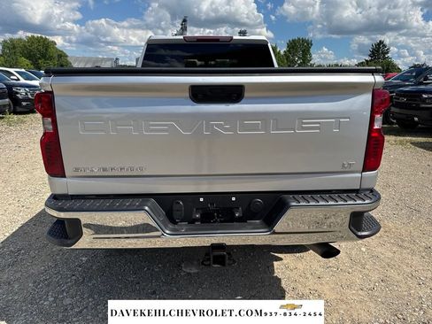 Used 2022 Chevrolet Silverado 2500 LT w/ Convenience Package AWD/4WD image 4