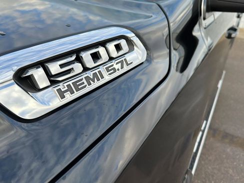 Used 2019 RAM 1500 Laramie image 12