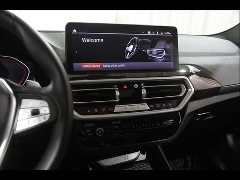 Used 2023 BMW X3 xDrive30i w/ Premium Package AWD/4WD image 9